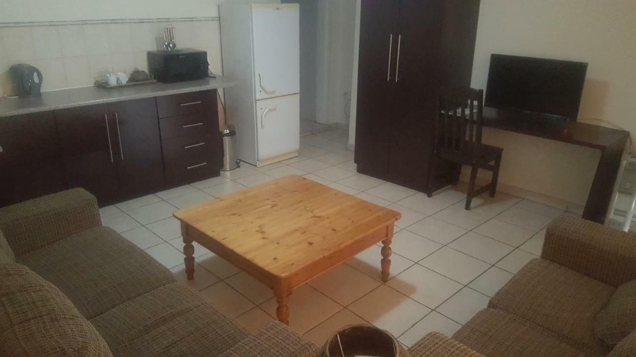 Walts Place Benoni Exterior foto